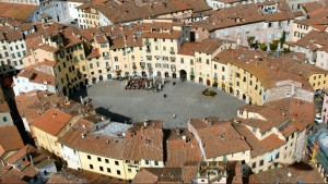 Lucca-Tuscany-Service